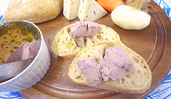 豚レバークリームパテ （金メダル受賞作）